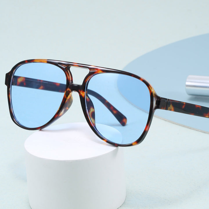 Women’s Oversized Sunglasses with Sporty Design Kalsten