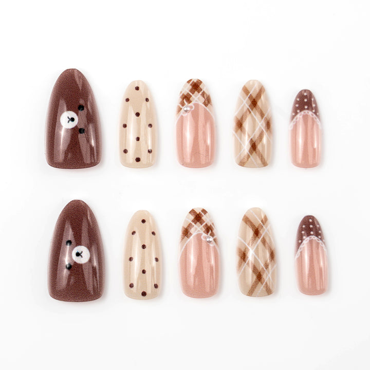 Artificial nails with designs Kalsten