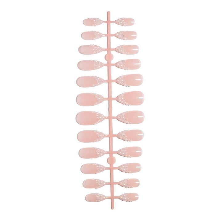 Glamorous Pearl-Accented Press-On Nail Set Kalsten