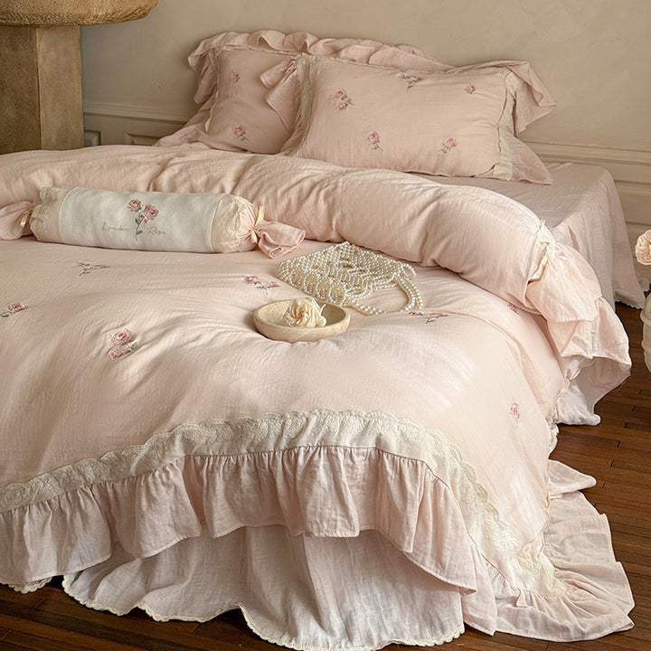 Romantic bedding set made of linen-cotton blend with ruffles and floral embroidery
