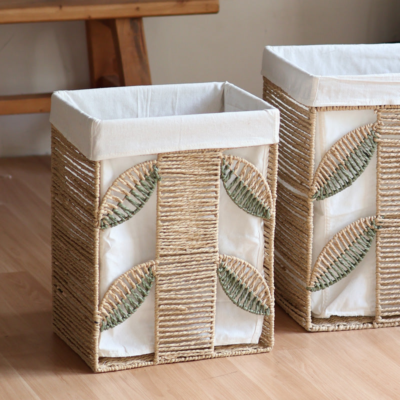 Elegant laundry basket made of natural wicker with fabric lining Kalsten