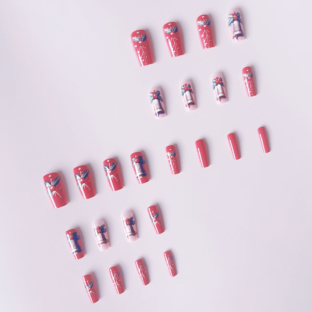 Artificial nail set with festive Christmas design and glitter details Kalsten