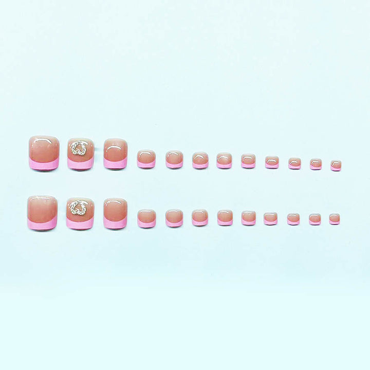 Nail art set with elegant heart accents Kalsten