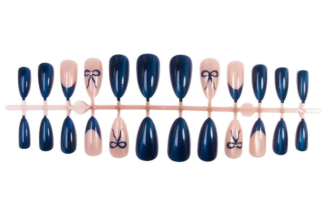 Artificial Nail Set with Elegant Bow and Glitter Accents Kalsten