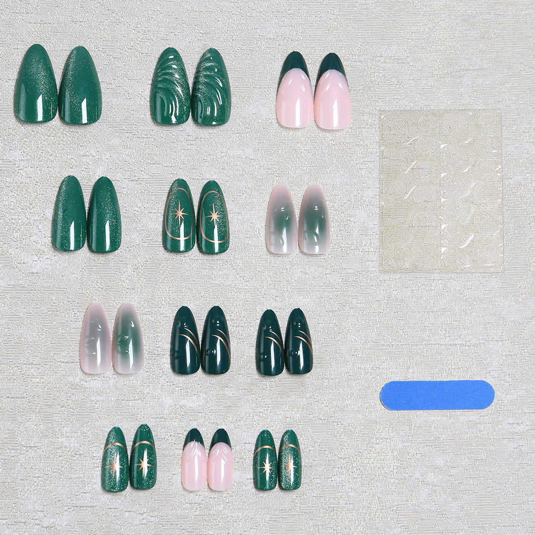 Artificial nails with luxurious metallic and glitter details Kalsten