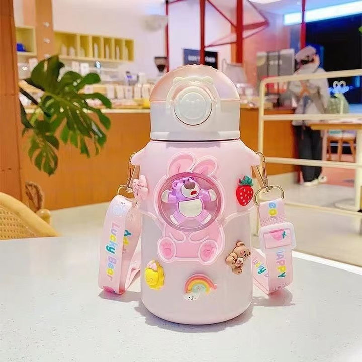 Women's playful and stylish insulated bottle with colorful pendants Kalsten