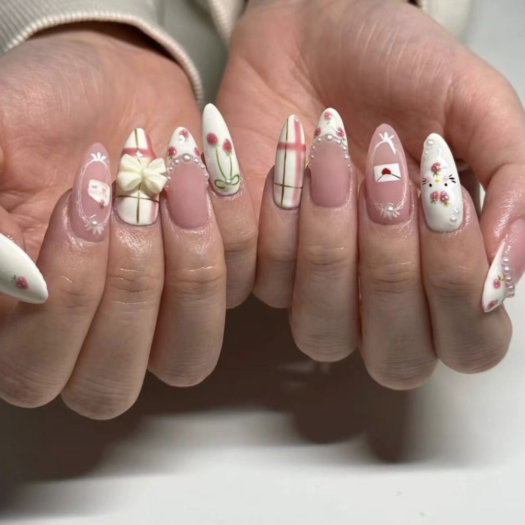 Artistic Decorative Press-On Nail Set Kalsten