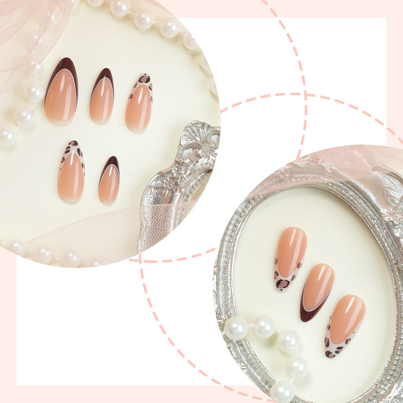 Stylish Press-On Nail Art Set with Contemporary Designs Kalsten