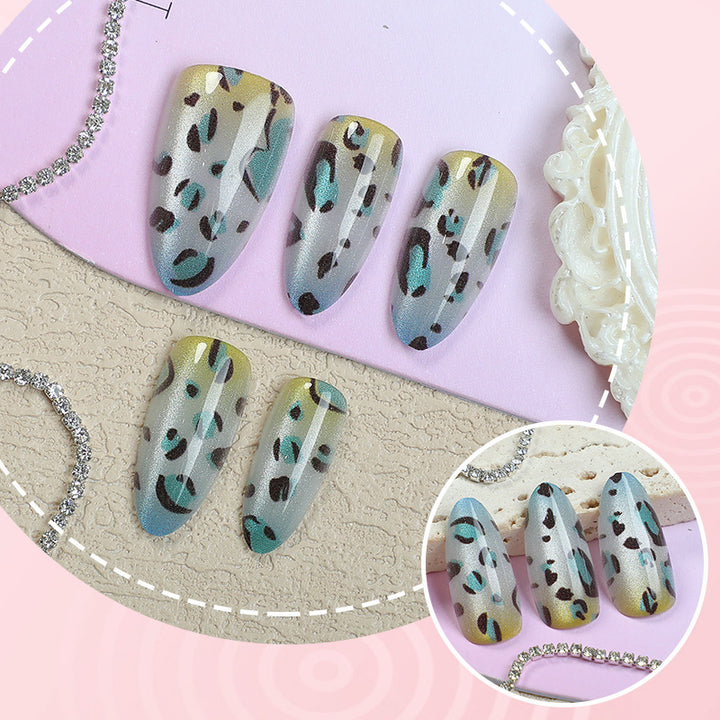 Elegant Artistic Press-On Nail Set