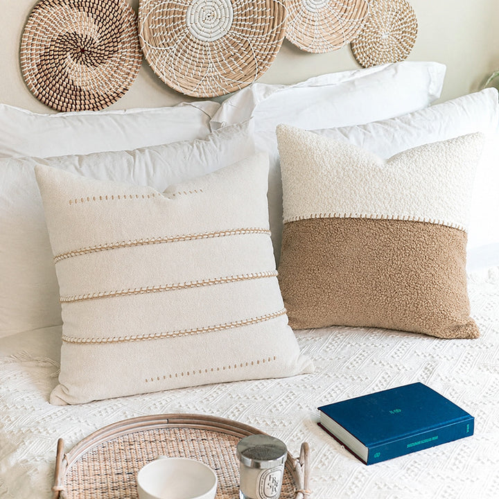 Decorative bouclé pillow with teddy fleece structure and decorative stitching Kalsten