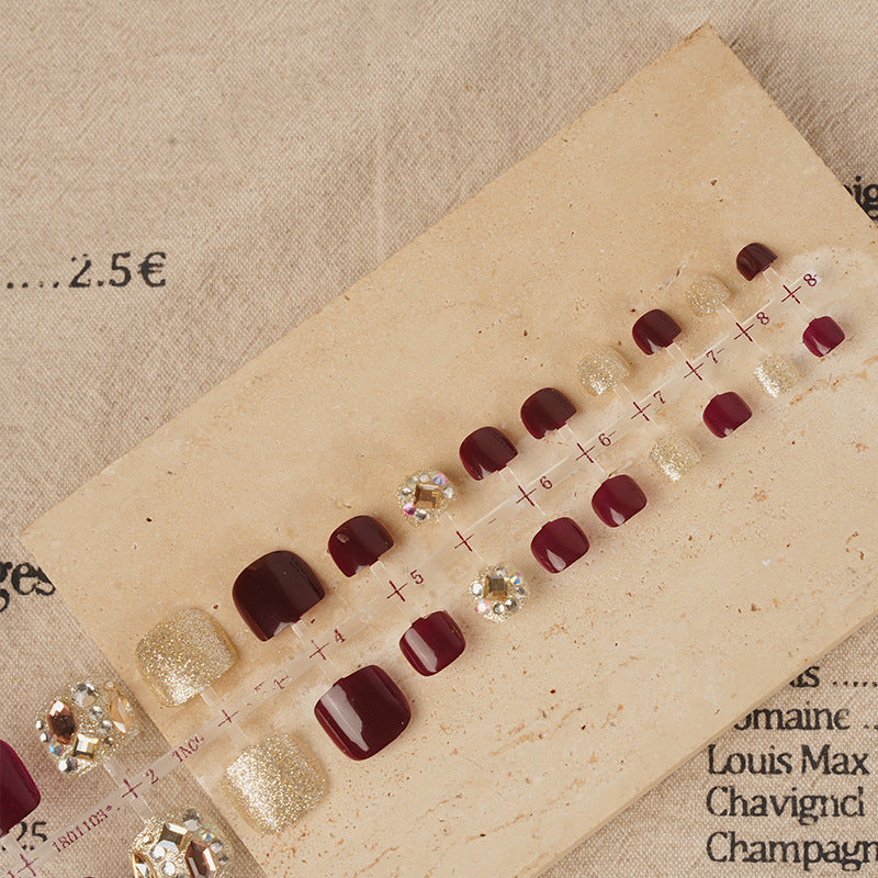 Glamorous Press-On Nail Set with Rhinestone Accents Kalsten