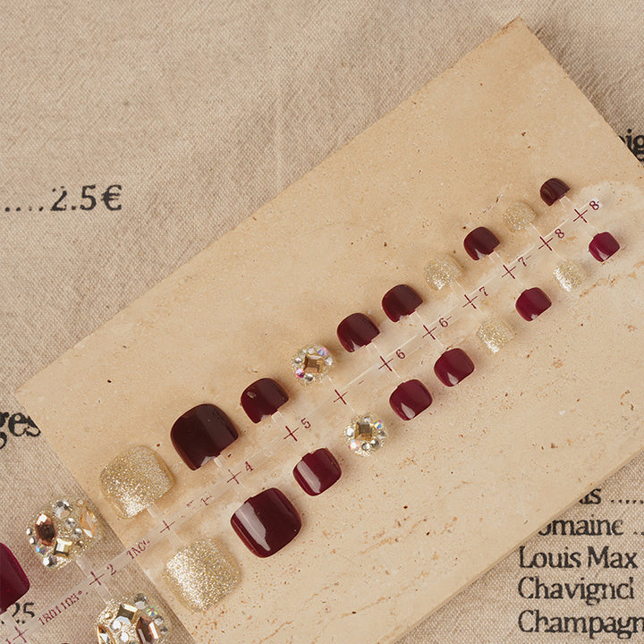 Glamorous Press-On Nail Set with Rhinestone Accents Kalsten