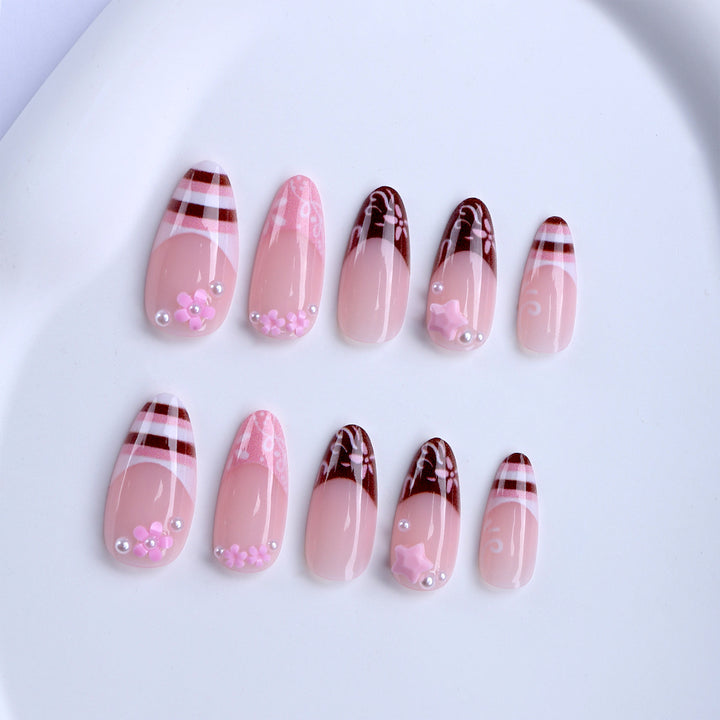 Artificial Fingernails In Elegant Floral Design Kalsten