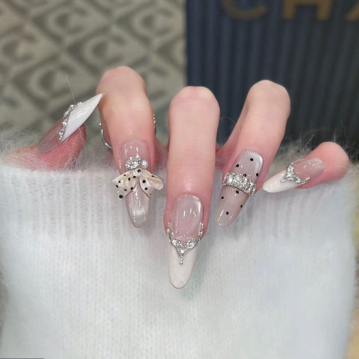 Glamorous Crystal-Embellished Press-On Nail Extensions Kalsten