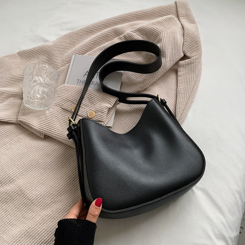 Elegant Everyday Shoulder Bag Kalsten