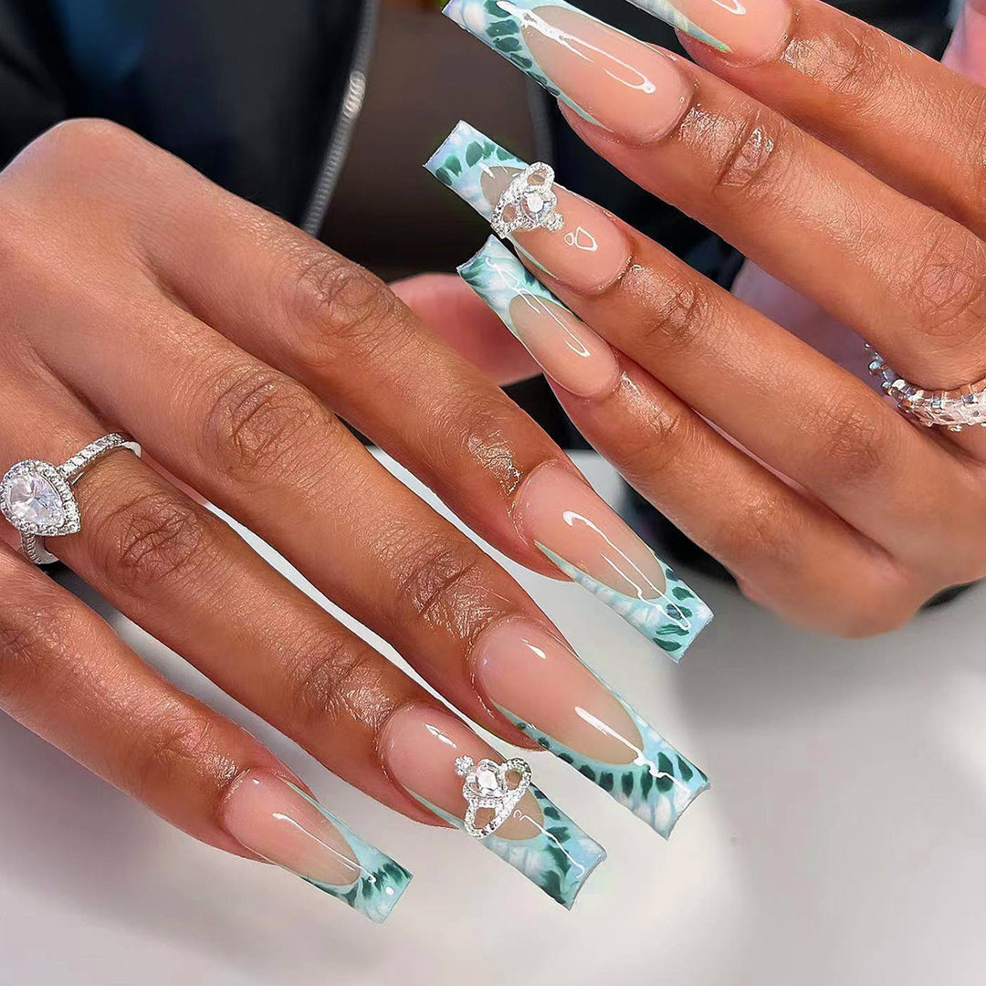Exquisite artificial nails with jewelry details Kalsten
