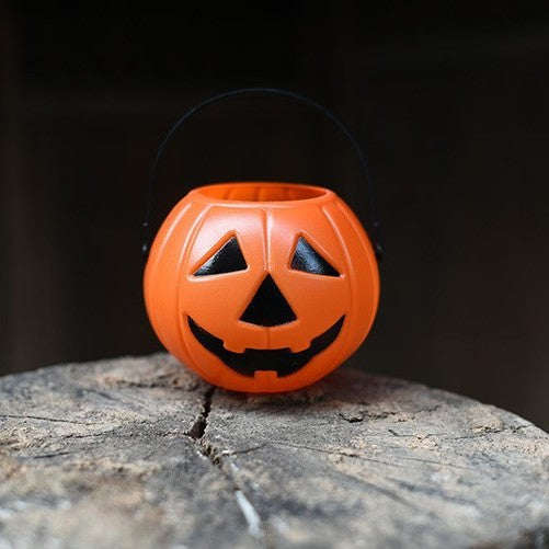 Halloween Treat Bucket Kalsten
