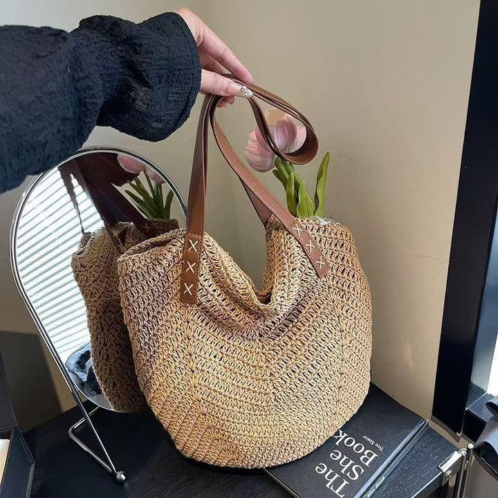 Handcrafted beach bag with elegant leather handles Kalsten