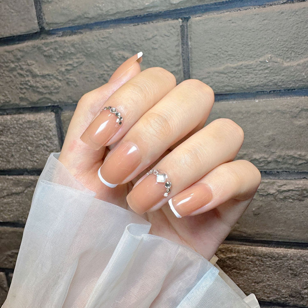 Elegant Nail Art Kalsten
