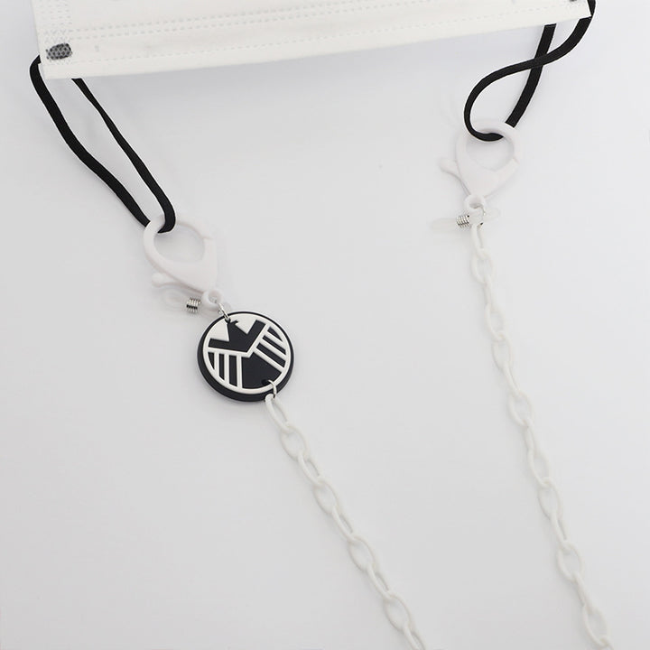 Superhero-Themed Eyewear Chain kalsten