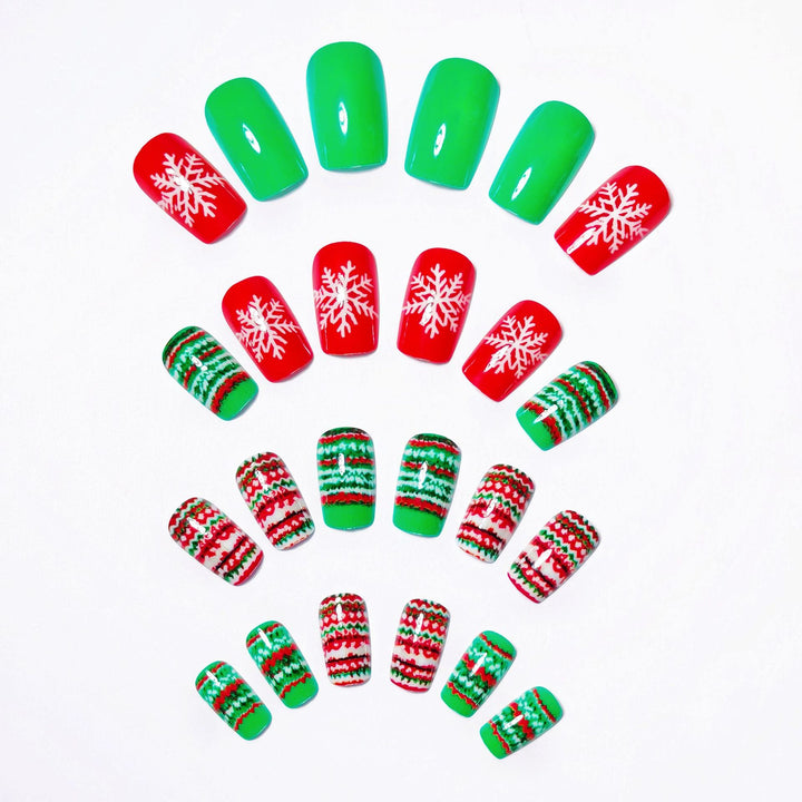 Artificial Nails in Festive Winter Design Kalsten