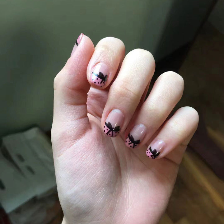 Artistic Bow Accented Nail Art Kit