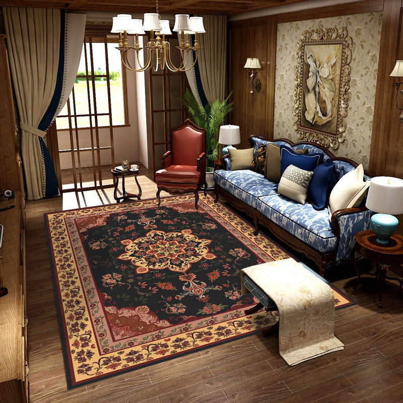 Elegant Vintage-Inspired Area Rug Kalsten
