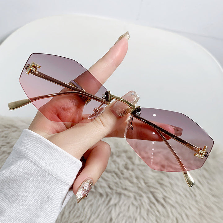 Women's designer sunglasses with innovative hexagonal frame Kalsten