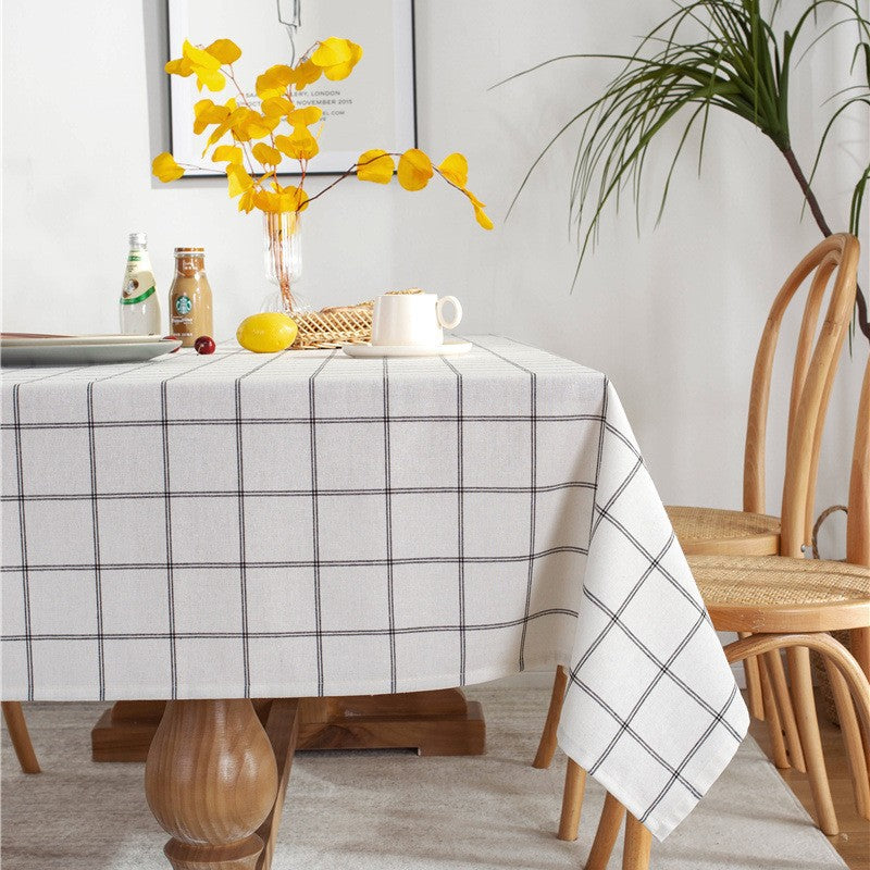 Modern Classic Checkered Tablecloth