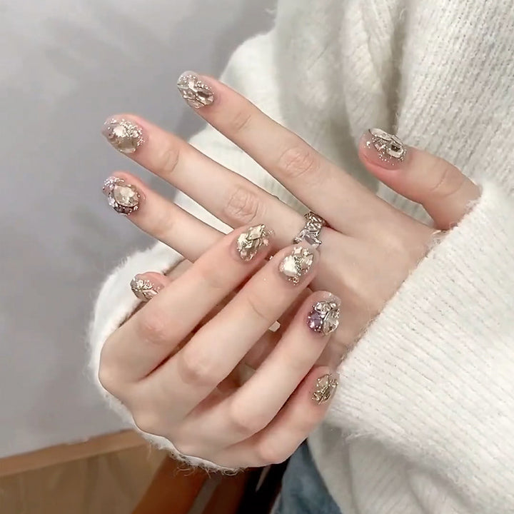 Glamorous 3D Nail Art Press-On Set Kalsten