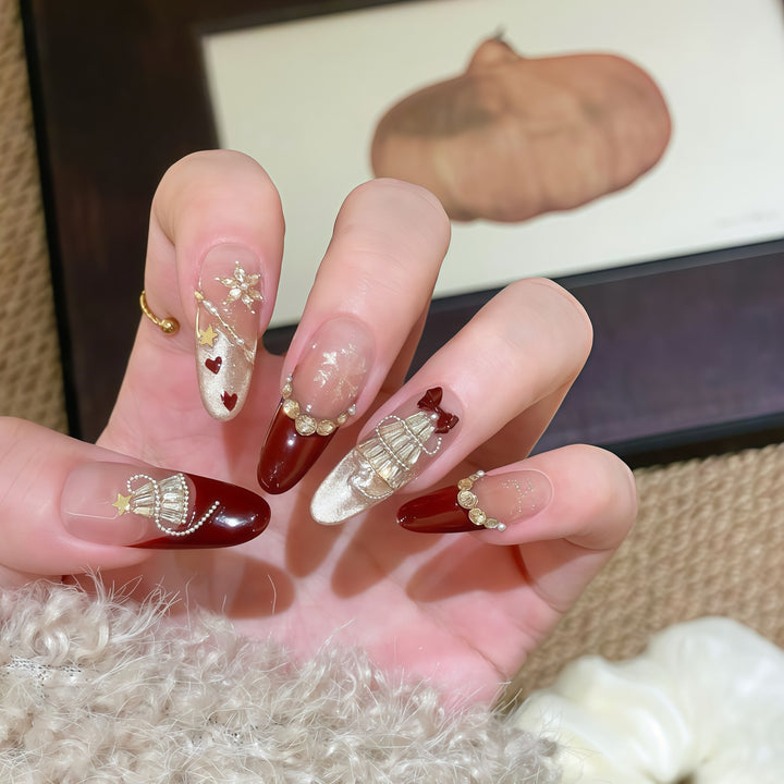 Artificial nail tips with festive glamour design Kalsten