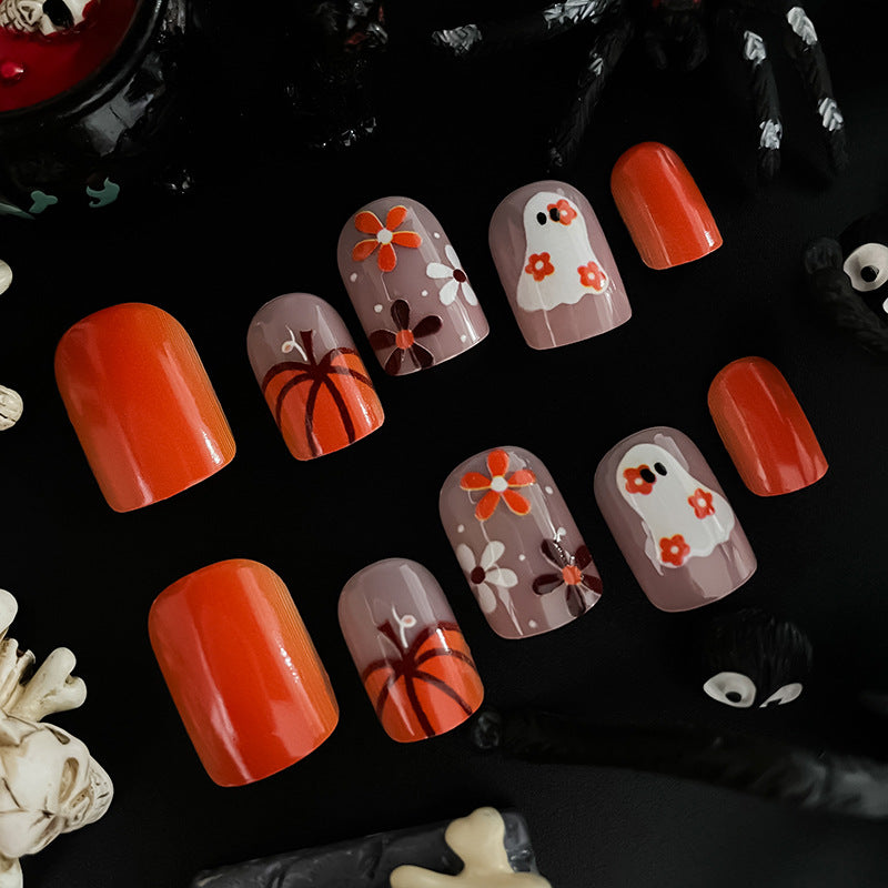 Festive Halloween-Themed Nail Art Enhancements