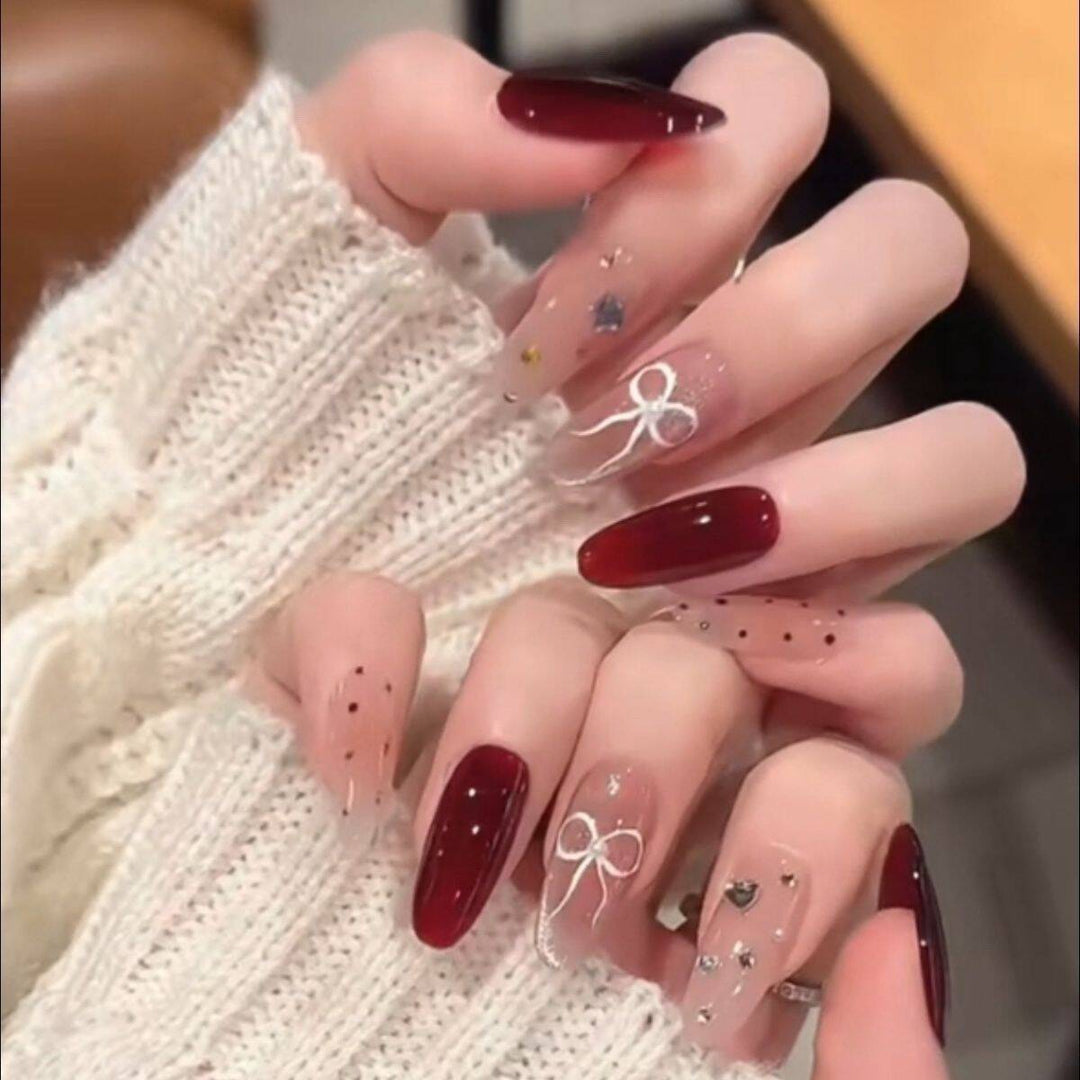 Whimsical Character-Designed Press-On Nail Art Kalsten