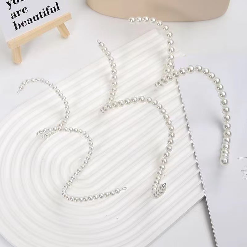 Elegant Pearl Necklace Kalsten