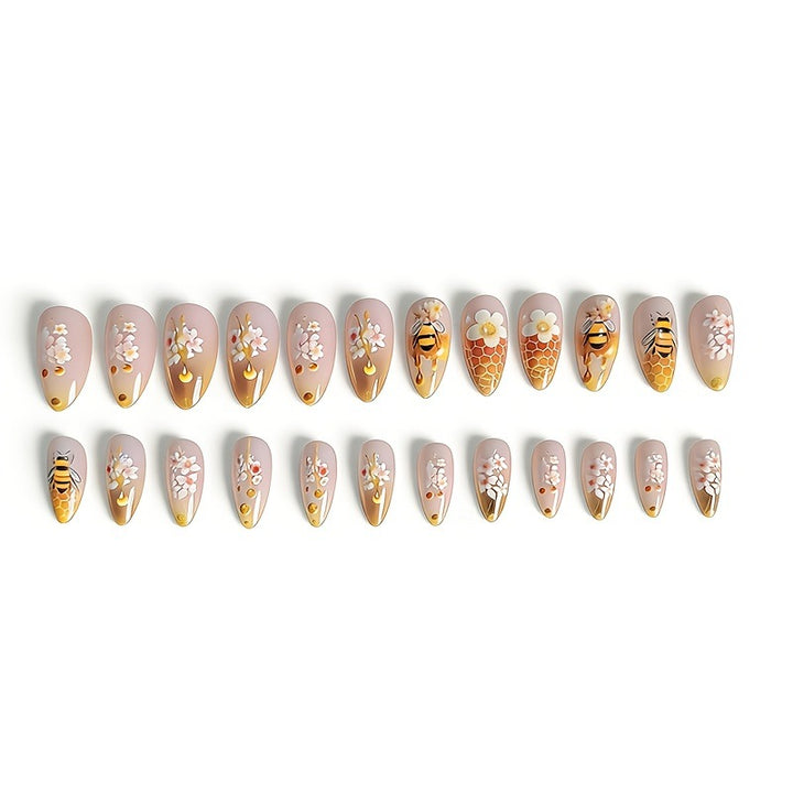 Artistic Nail Design Kalsten