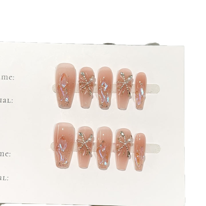 Glamorous Pearl-Embellished Press-On Nail Set
