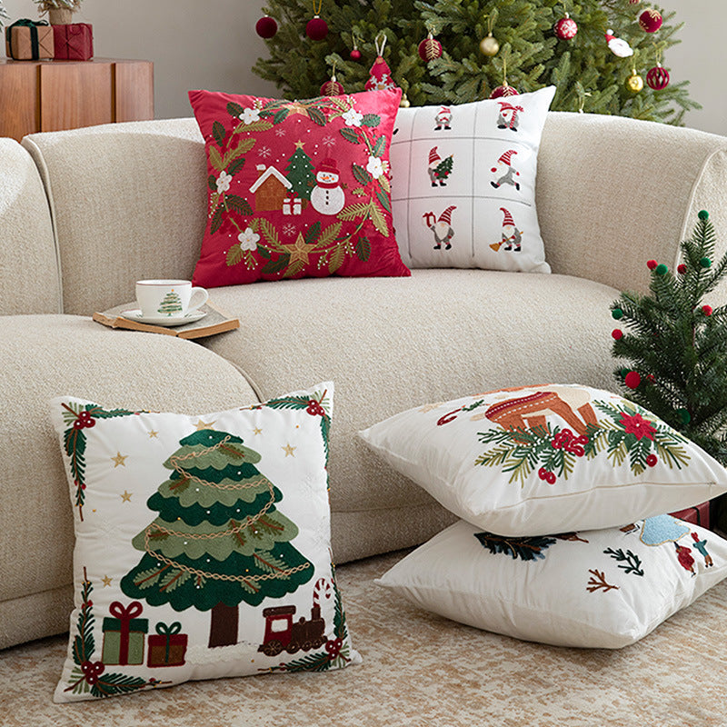 Embroidered Christmas cushion cover with reindeer and pine branch motif Kalsten