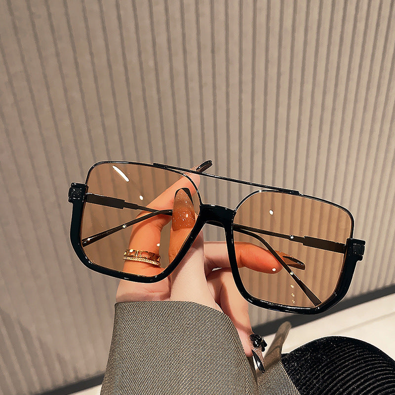Women oversized sunglasses with trendy square frame and protective UV filter Kalsten