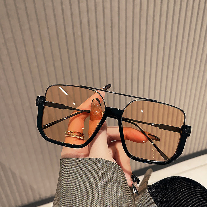 Women oversized sunglasses with trendy square frame and protective UV filter Kalsten