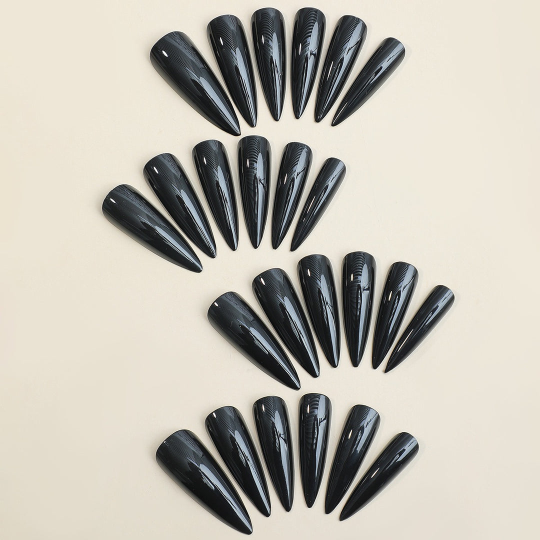 Artificial Nail Set with pointed and shiny nails Kalsten