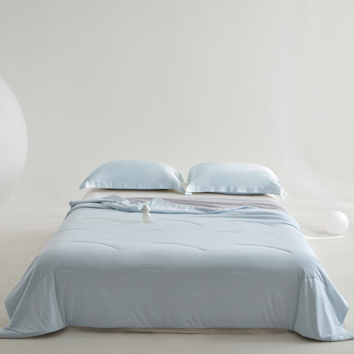 Women's breathable and comfortable blanket with soft texture Kalsten