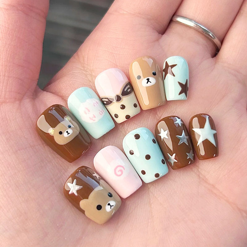 Whimsical Bear-Themed Press-On Nail Art Kit Kalsten