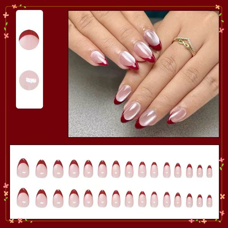 Elegant Artificial Nails with Stylish French Design Kalsten