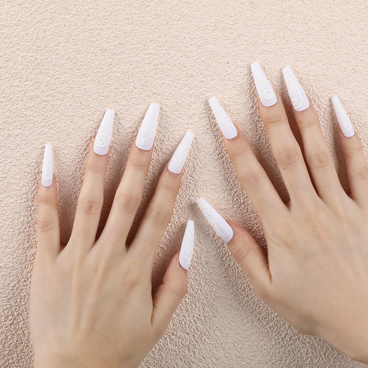 Glossy Design Artificial Nails Kalsten