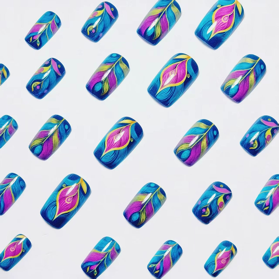 Artificial nails with elegant feather design Kalsten