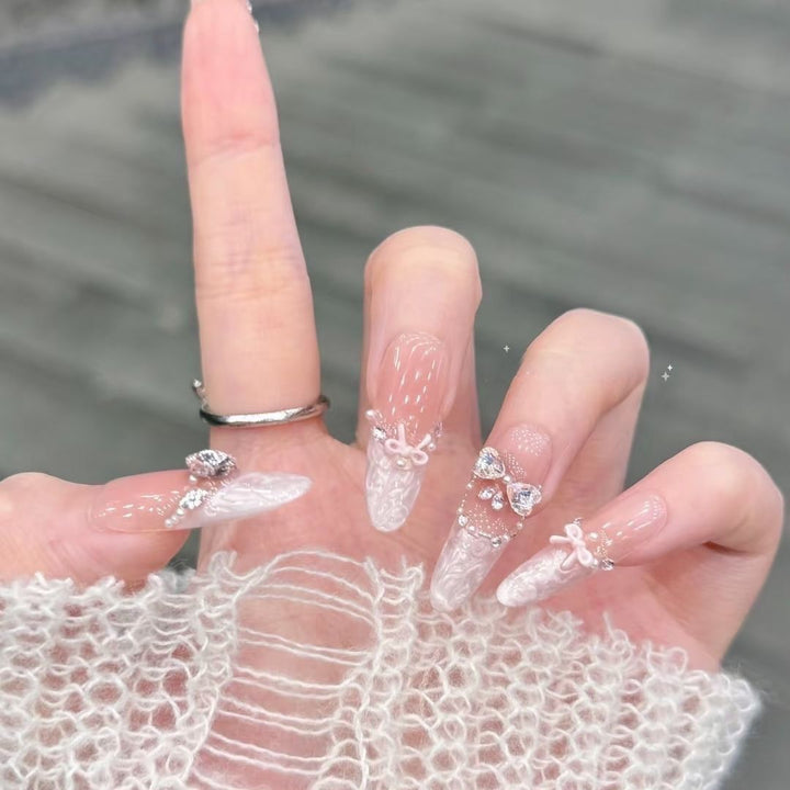 Luxury Decorative Press-On Nail Extensions Kalsten