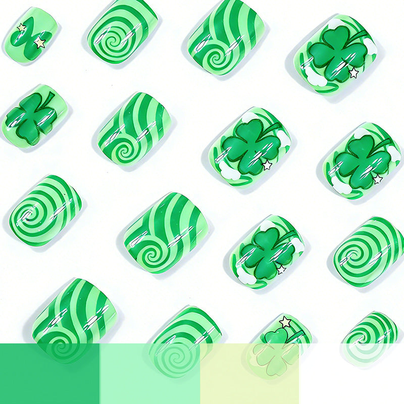Festive Shamrock Nail Art Kalsten