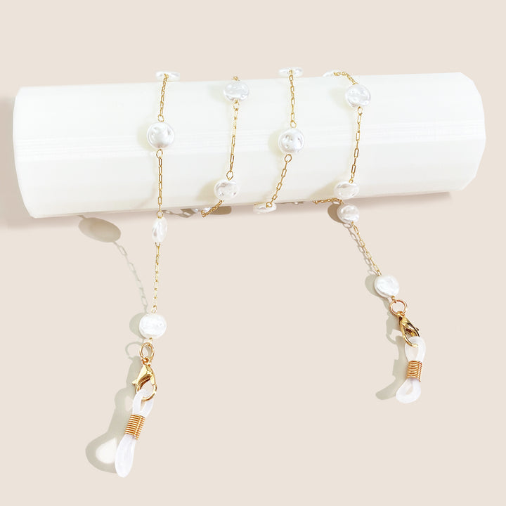 Elegant Beaded Eyewear Holder Kalsten