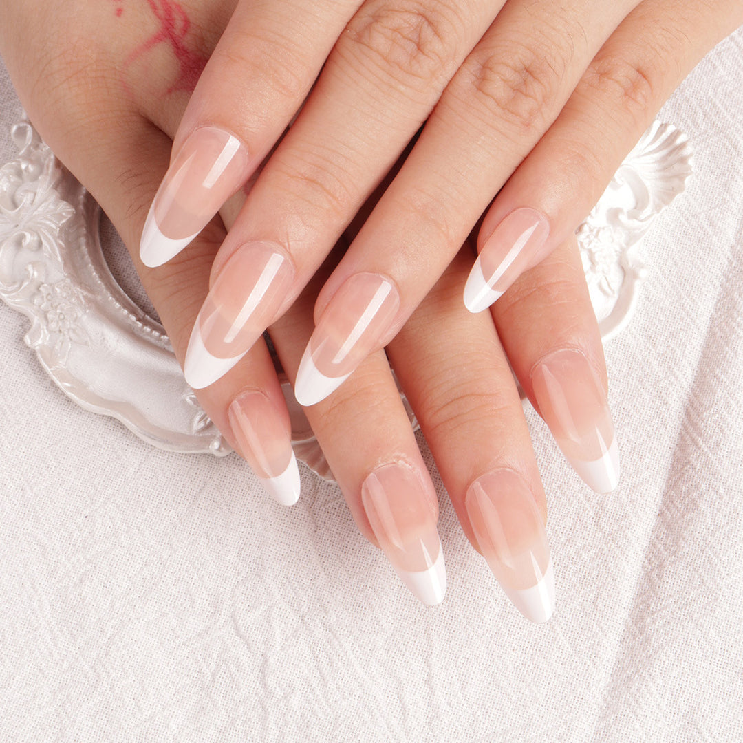 French Tip Nail Art Kalsten