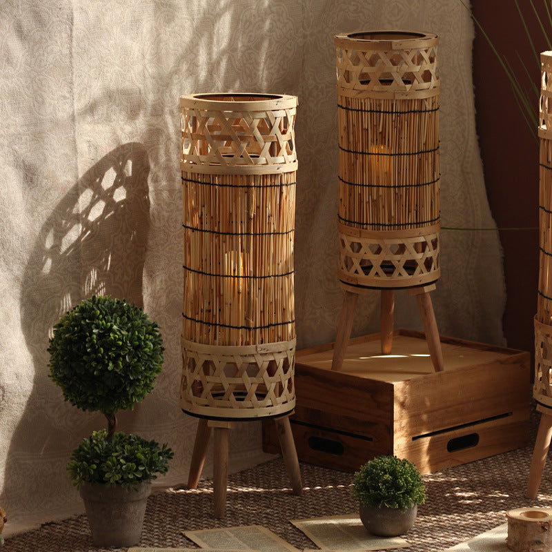Handcrafted Floor Lamp Kalsten